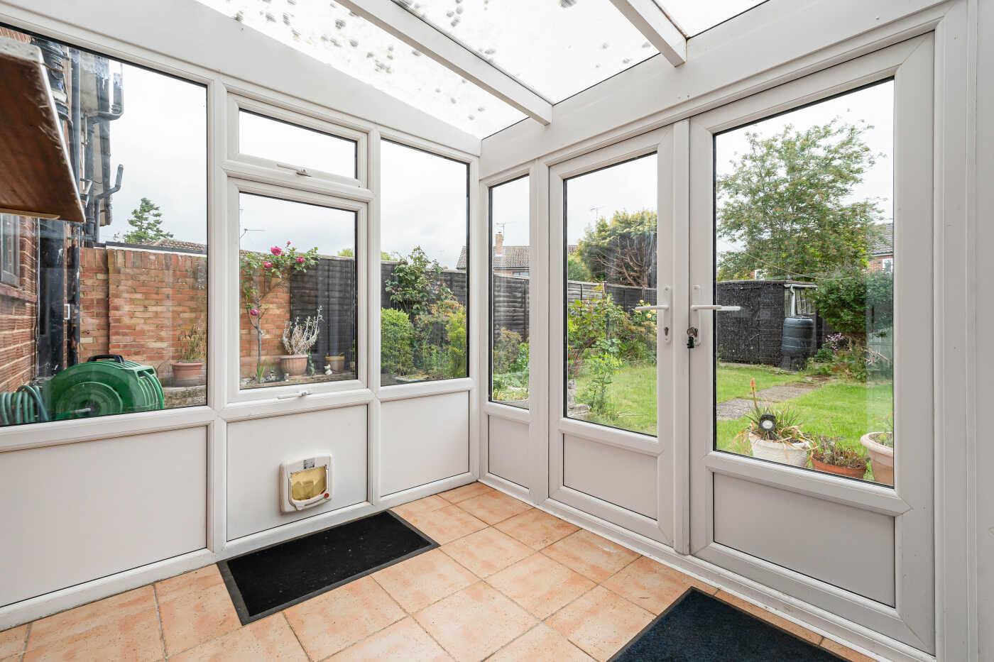 Plowden Way, Shiplake Cross, Henley-On-Thames